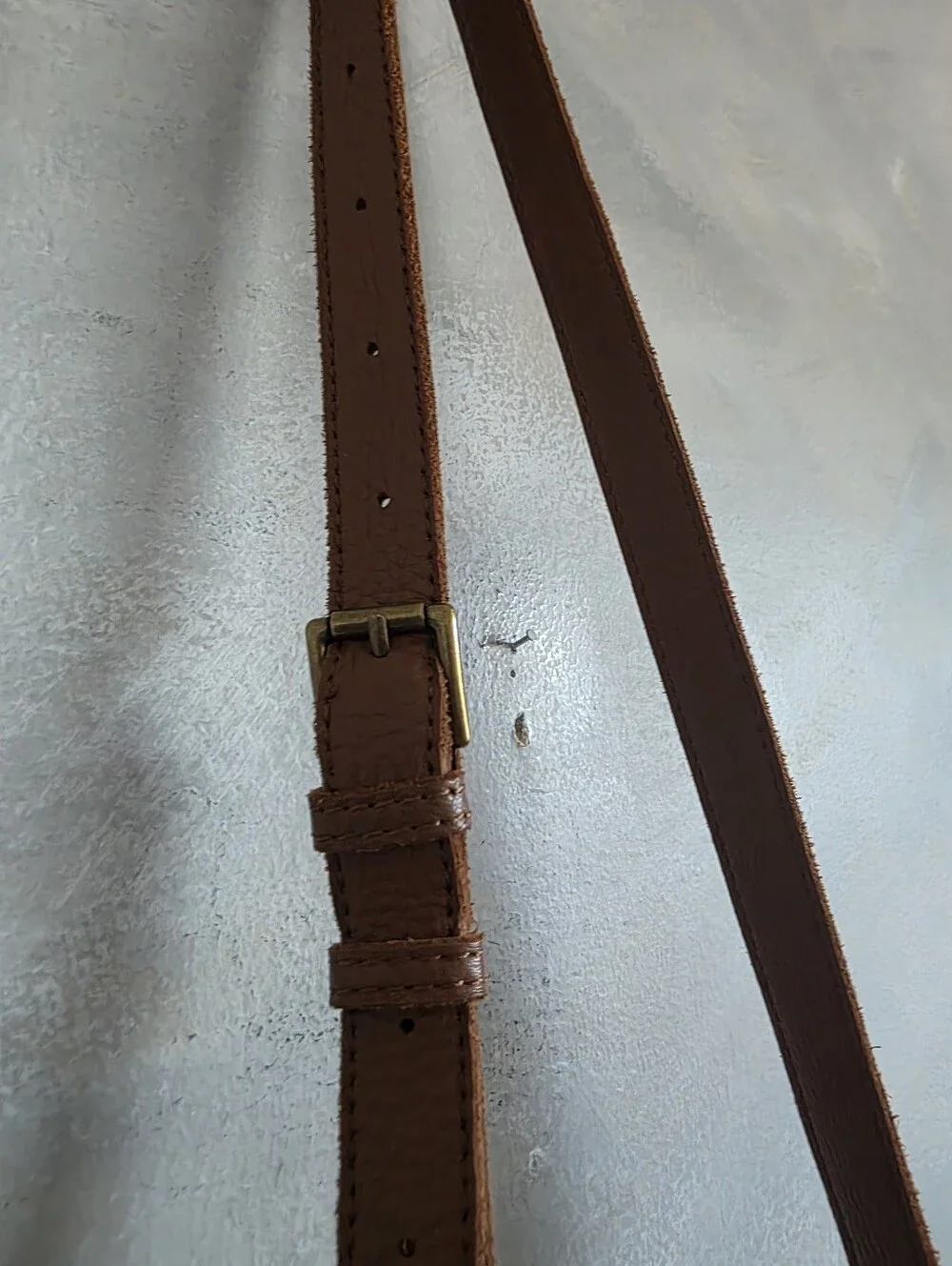 The Sak Los Feliz Slouchy Crossbody Yellow Leather Two Tone Pebbled 11.5x10x4 - Picture 8 of 13
